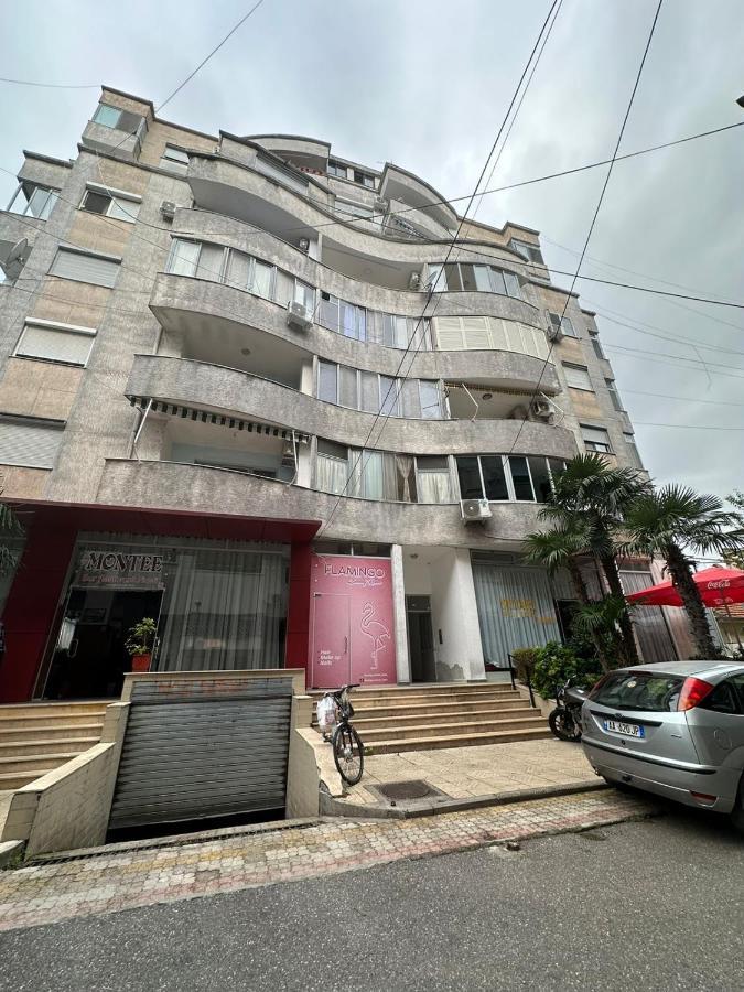 Cozy Apartment In The City Center Shkodra Exterior foto